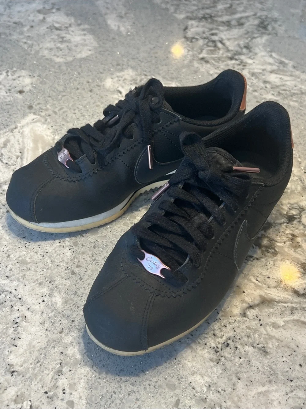 Nike Classic Cortez Bronze Heel Black Leather Sneakers Size 6.5 Like new